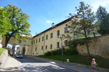 Jindřichův Hradec-klášter františkánů s kostelem sv. Kateřiny (© Vlastislav Mareček, 08/2016)