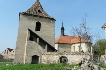kostel narození Panny Marie (© Jaroslav Valečka, 4/2010)