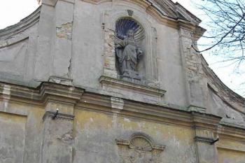 Severní průčelí (© Ivan Grisa, 01/2005)