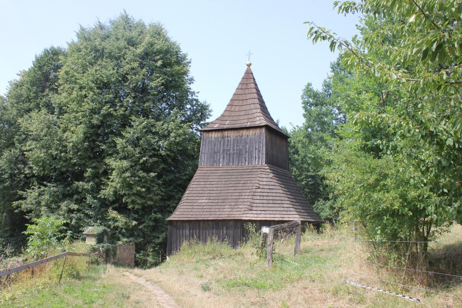  zvonice u kostela Všech svatých