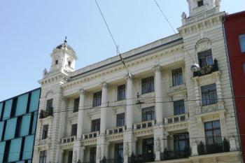 novorenesanční fasáda domu U čtyř mamlasů ( © Jan P. Štěpánek 06/2008)