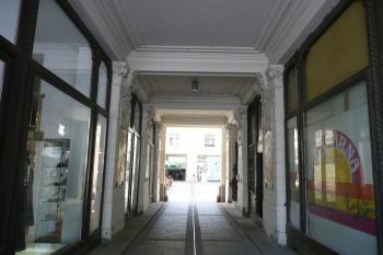 pasáž domu U čtyř mamlasů ( © Jan P. Štěpánek 06/2008)