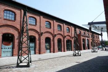 západní fronta někdejší strojovny ( © Jan P. Štěpánek 06/2008)