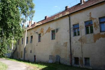 Severní průčelí starého zámku (© Ivan Grisa, 06/2008)