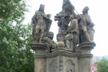 sousoší českých patronů od  M. J. Brokofa ( © Milan Caha 06/2008)