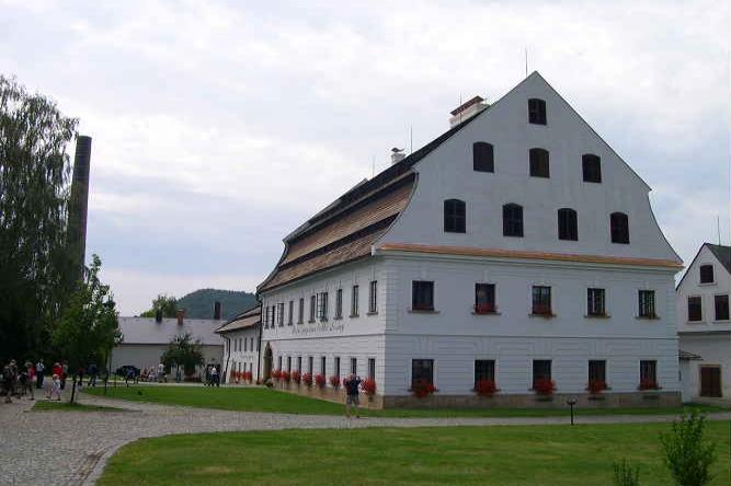 ruční papírna