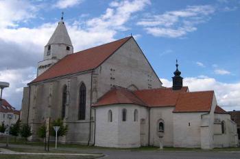 Pohled od jihovýchodu (© Ivan Grisa, 08/2005)