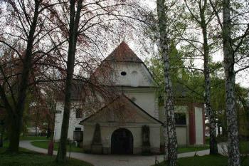 Západní průčelí (© Ivan Grisa, 05/2006)