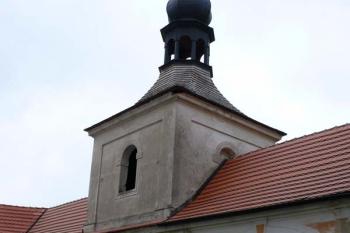 Jižní věž v ambitu (© Jiří Cukr, 06/2007)