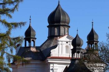 Kostel Nejsvětější Trojice u Trhových Svinů (© Jiří Cukr, 10/2008)