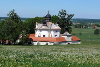 Kostel Nejsvětější Trojice u Trhových Svinů (© Jiří Cukr, 05/2007)
