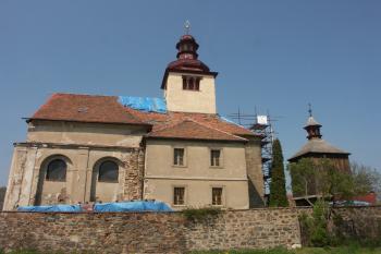 pohled z jihovýchodu ( © Milan Caha 05/2008)