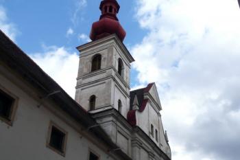 Klášter s kostelem (© Ondřej Navrátil, 06/2008)