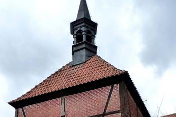 hrázděná zvonice v Círvici  ( © František Kinař 05/2017)