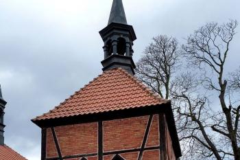 hrázděná zvonice v Círvici  ( © František Kinař 05/2017)