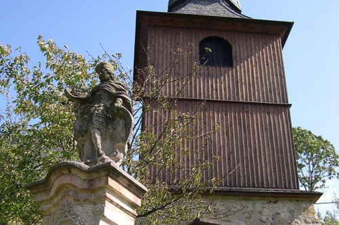 zvonice u kostela sv. Kryštofa