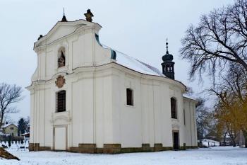 kostel Navštívení Panny Marie (© František Kinař, 01/2013)
