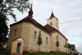 Kostel od severovýchodu (© Ivan Grisa, 06/2008)