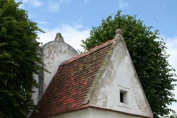 Kaple od východu (© Ivan Grisa, 06/2008)