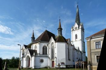kostel sv. Fabiána a Šebestiána (© František Kinař, 08/2013)