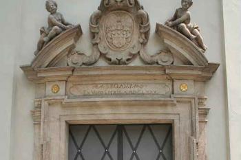 Západní portál (© Ivan Grisa, 06/2008)