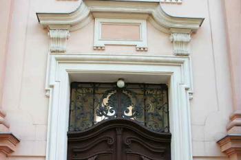 Západní portál (© Ivan Grisa, 06/2008)