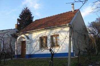 Sklepní ulička Čejč (© Michal Kiesel, 06/2008)