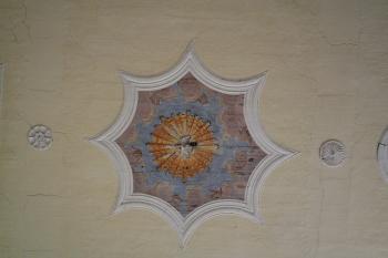 Detail štukové výzdoby stropu lodi (© Ivan Grisa, 07/2008)