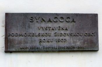 Synagoga v Podmoklech (Děčín) ( © František Kinař 05/2017)