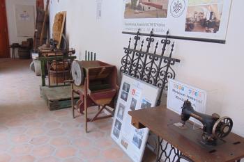 Muzeum v nádvorním podloubí (© Dušan Dohňanský  05/2021)