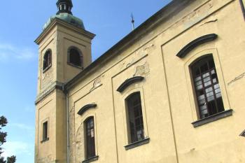 Kostel sv. Vavřince v děčínské čtvrti Nebočady ( © Pavel Vítek 08/2016)