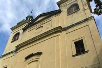Kostel sv. Vavřince v děčínské čtvrti Nebočady ( © Pavel Vítek 08/2016)