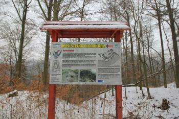 informačí cedule  (© Luděk Vláčil, 02/2015)