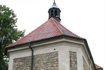 Pozdně barokní presbytář (© Ivan Grisa, 07/2008)