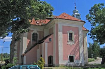 Kaple Nanebevzetí Panny Marie v Hošťce ( © Pavel Vítek 05/2011)
