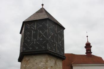 Zvonice od severu ( © Ivan Grisa 05/2011)