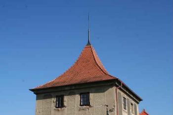Vodárna od západu (© Ivan Grisa, 10/2007)