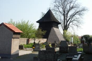 pohled od západu ( © Milan Caha 07/2008)