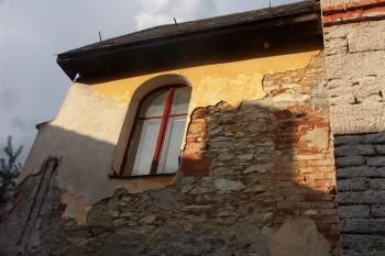 synagogální okno ( © Milan Caha 07/2008)