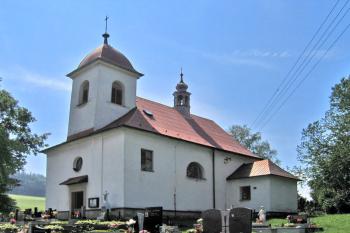 Kostel Povýšení sv. Kříže v Hošťálkové ( © Pavel Vítek 06/2008)