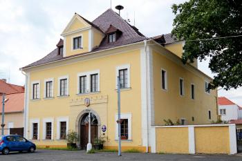 pohled od jihovýchodu (© Pavel Zany Komárek 4. 8. 2012)