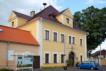 pohled od jihozápadu (© Pavel Zany Komárek 4. 8. 2012)