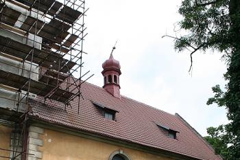 Jižní stěna lodi (© Ivan Grisa, 07/2008)