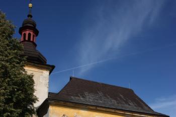 Kostel od jihu ( © Ivan Grisa 09/2011)