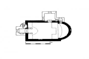 půdorys kostela ( © L. Sedláček (in J. Smetana, L. Kracíková: Románská a gotická sakrální architektura v okrese Česká Lípa, Vlastivědná knihovnička SPS 9, Praha 2000))