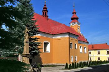 Kostel sv. Havla v Dřevohosticích ( © Pavel Vítek 08/2008)
