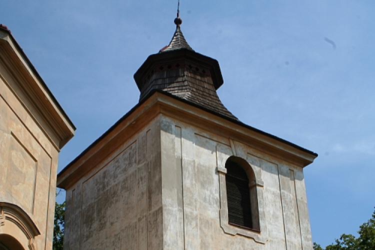 zvonice u kostela sv. Petra a Pavla