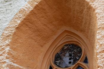 Kružba ve východním okně presbyteria. ( © Jan Sommer 08/2008)