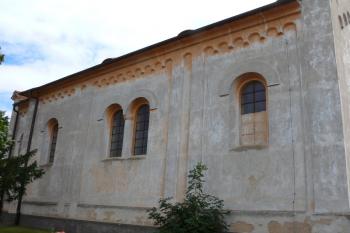 Severní stěna lodi. ( © Jan Sommer 08/2008)