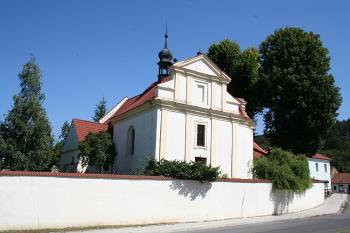 Kostel od severozápadu (© Ivan Grisa, 08/2008)